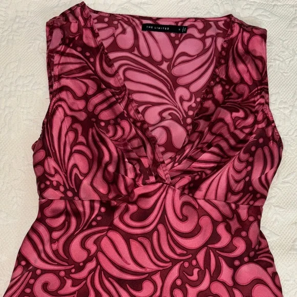 The Limited Pink Patterned Sleeveless Top - Picture 4 of 4